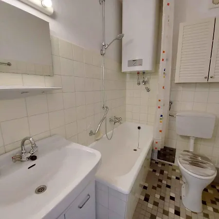 Appartement In Sonnenalm - Salzkammergut 37018 *